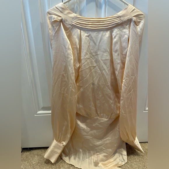 VERONICA BEARD Viv Silk Wrap Top - Cream size 8 NWT - Picture 8 of 8